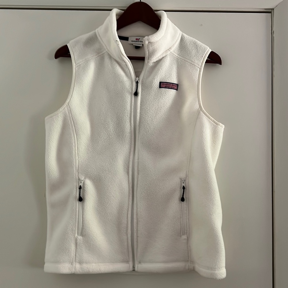 White Vineyard Vines Vest. Women’s S.
